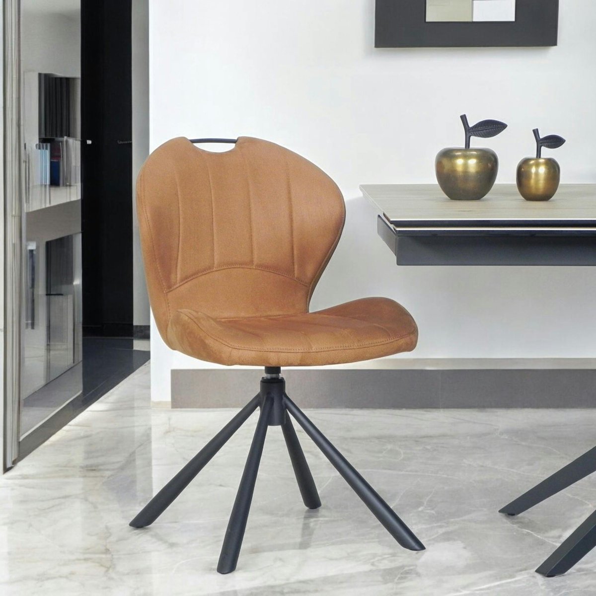Chaise pivotante caramel avec dossier courbe, (lot de 2) LOMBARDIE marron, PIER IMPORT