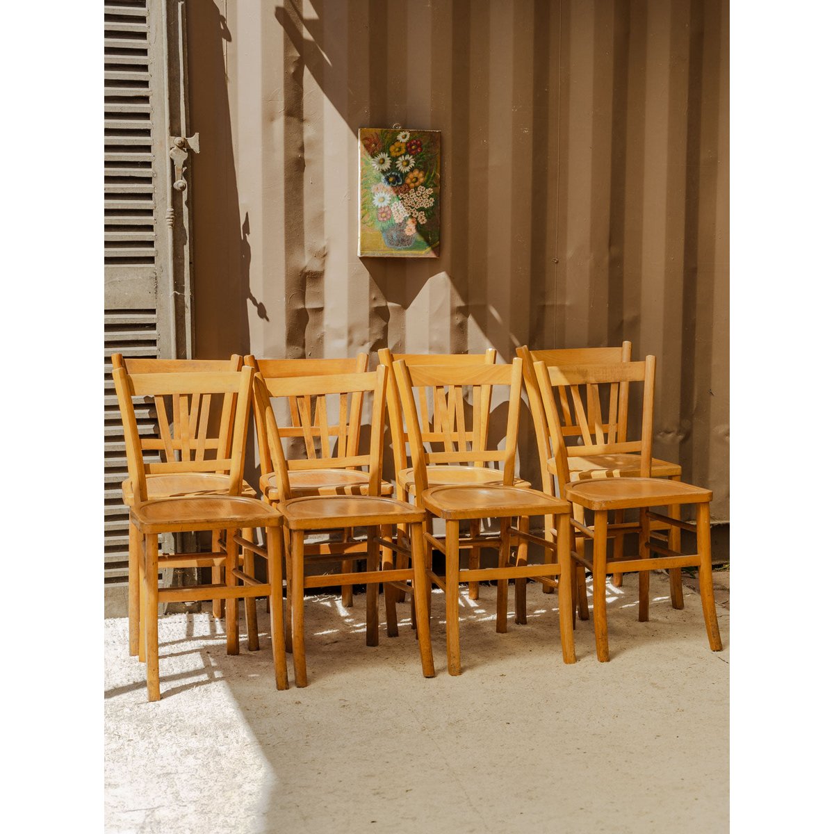 Lot de 8 chaises en bois Claude N°1406 - Bon état bois clair, DEBONGOUT