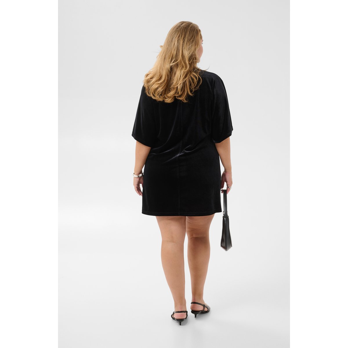 Robe noir black deep, KAFFE CURVE