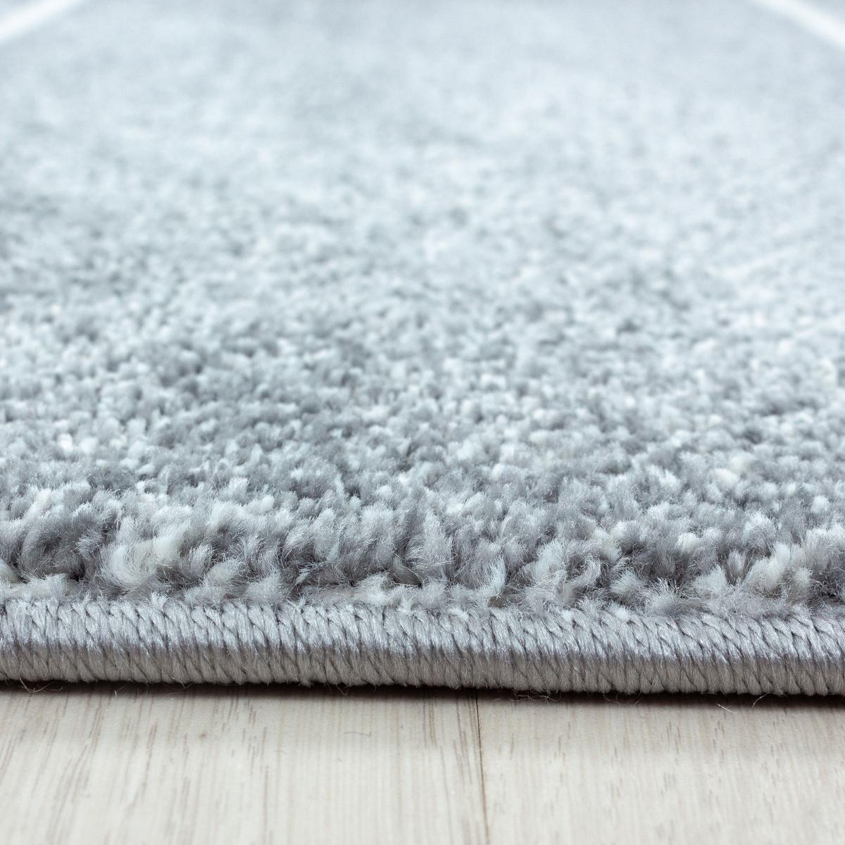 Tapis salon et chambre tissé motif géométrique OMEGOU gris, blanc, UN AMOUR DE TAPIS