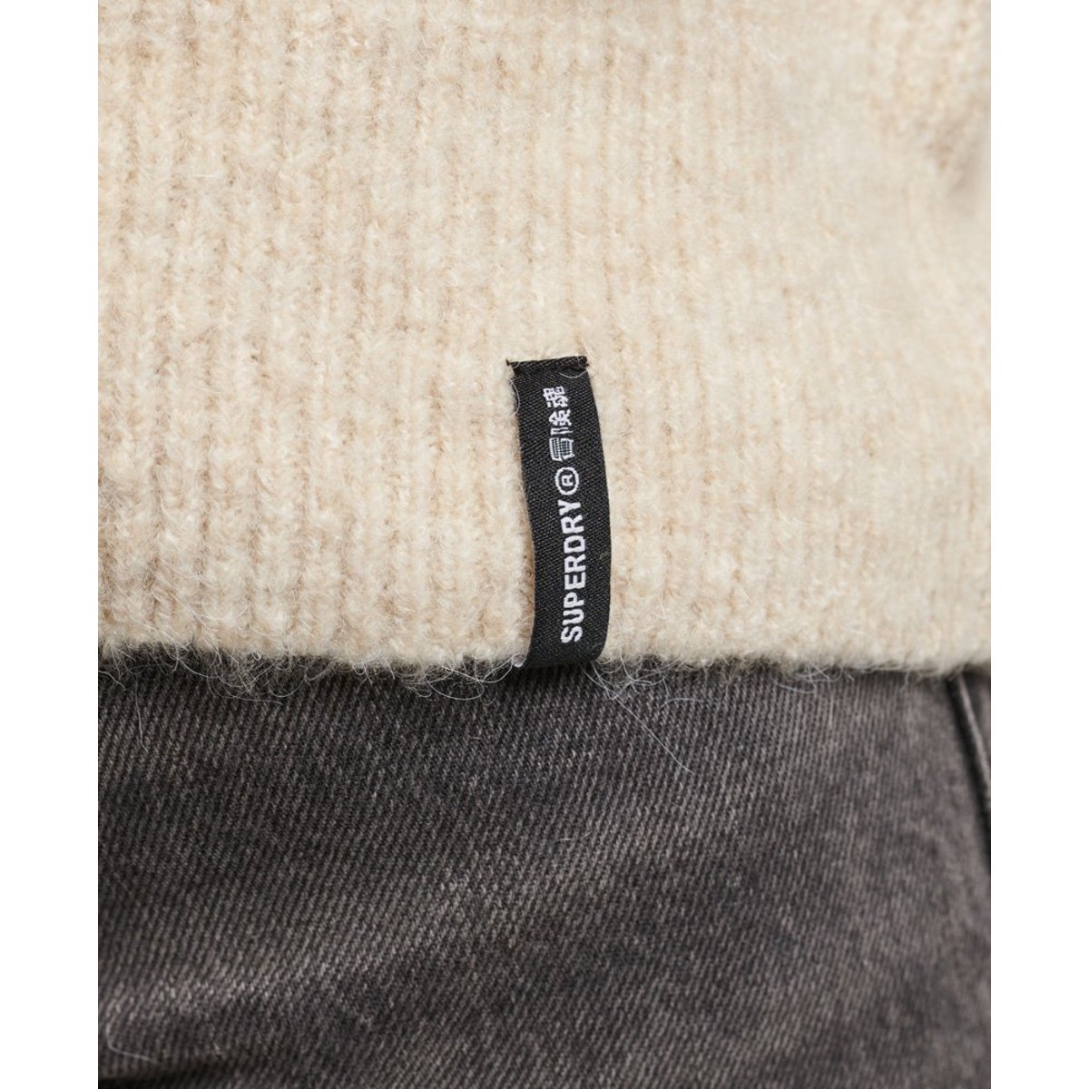 Pull ras-du-cou côtelé Essential écru, SUPERDRY