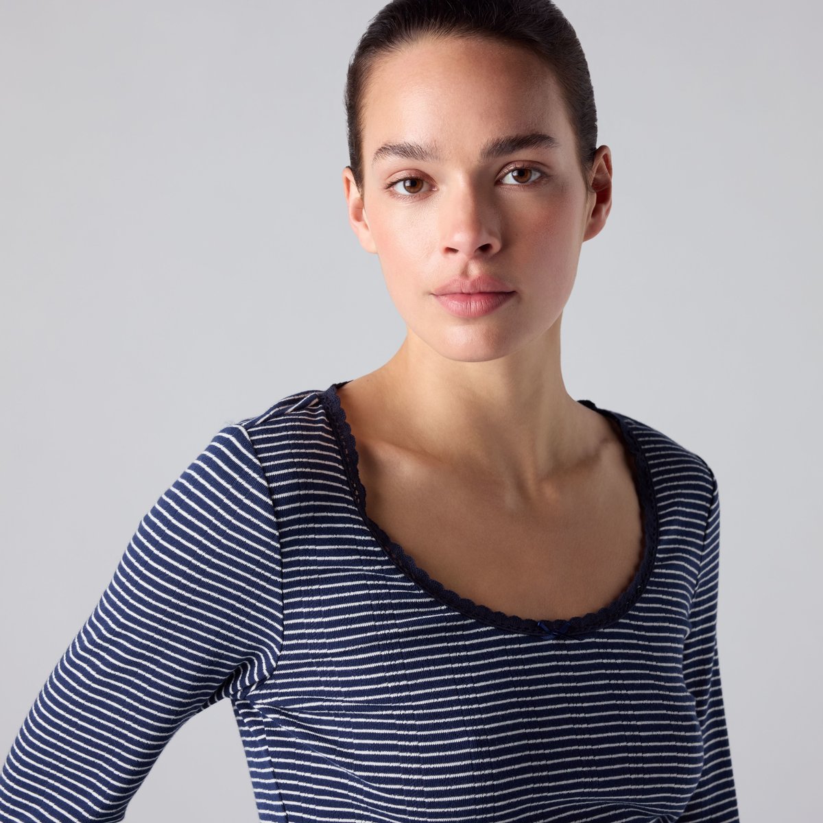Dry Goods t-shirt manche longue maille pointelle bleu - tina stripe navy blazer egret, LEVI'S