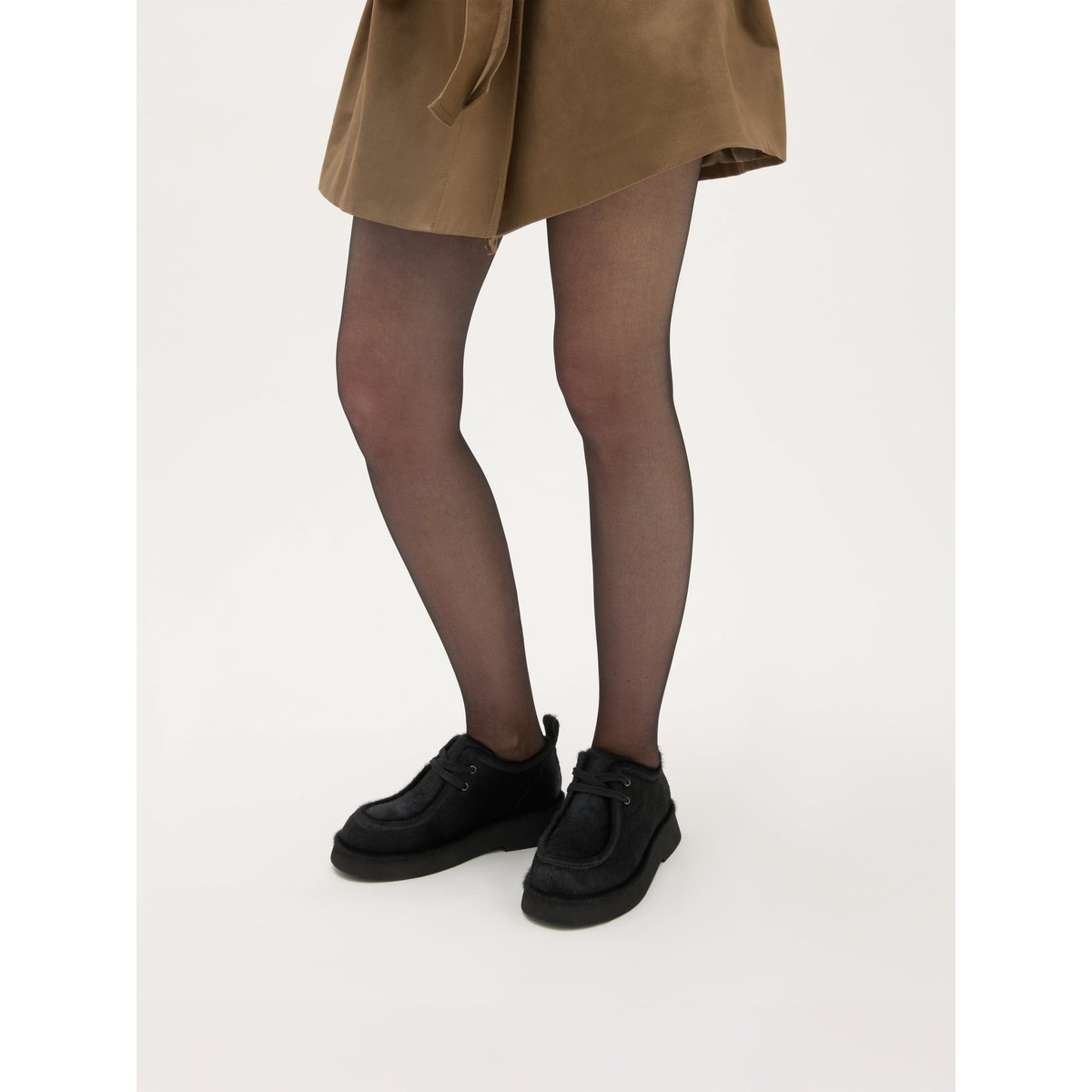 Derbies à plateau avec semelle épaisse MASON Lace noir, VANESSA WU