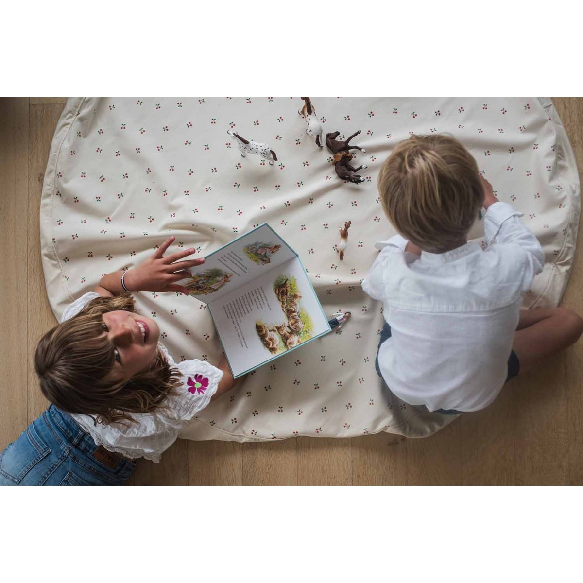 play&go - tapis de jeu & sac à jouets - cherry cherry ecru/noir/rouge, PLAY ET GO