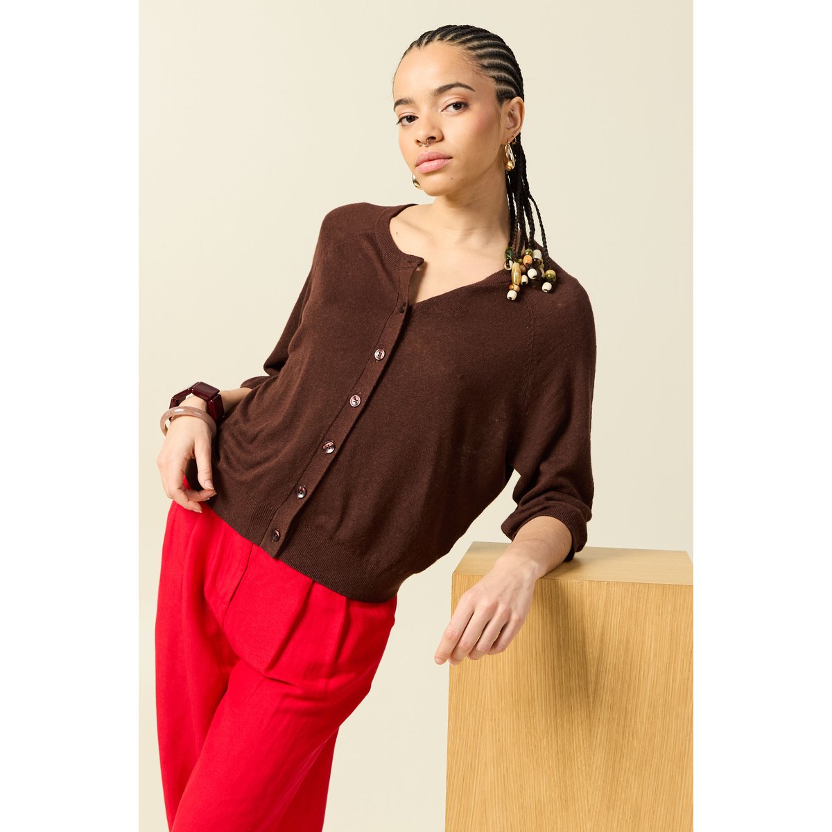 Gilet droit court manches longues marron foncé, BONOBO