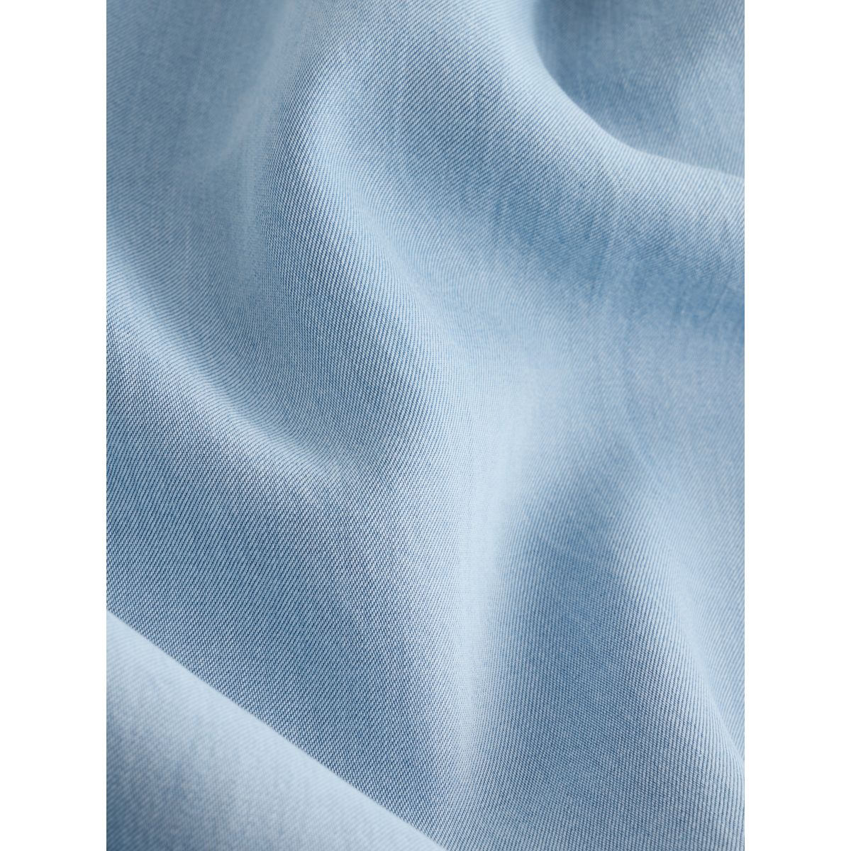 Jean court large en denim léger et tencel bleach blue, NEXT