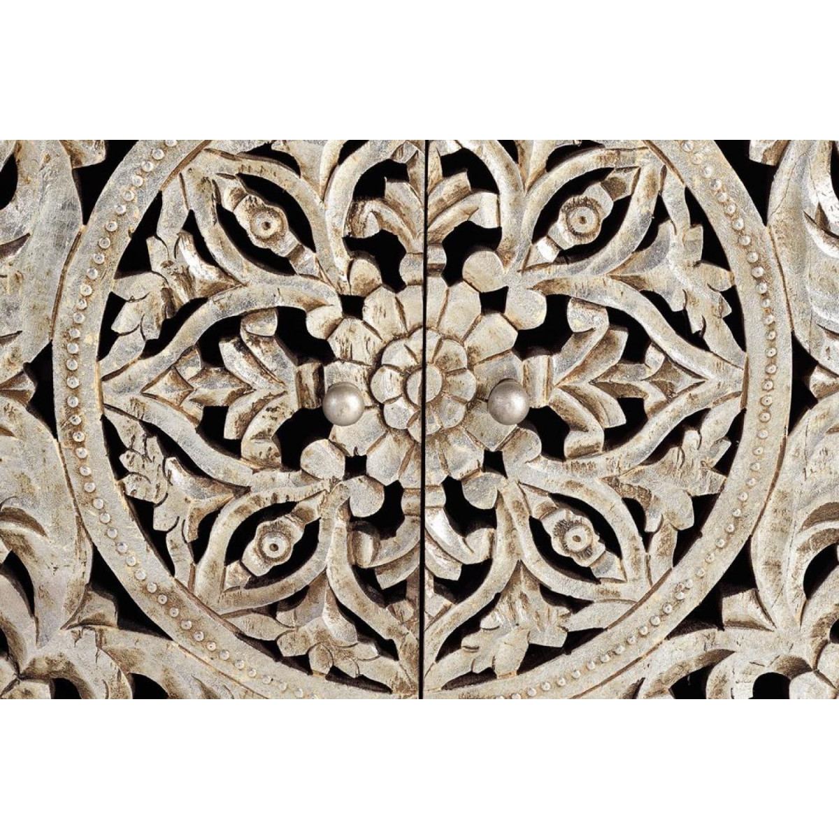 Buffet marron, DECORATION D’AUTREFOIS