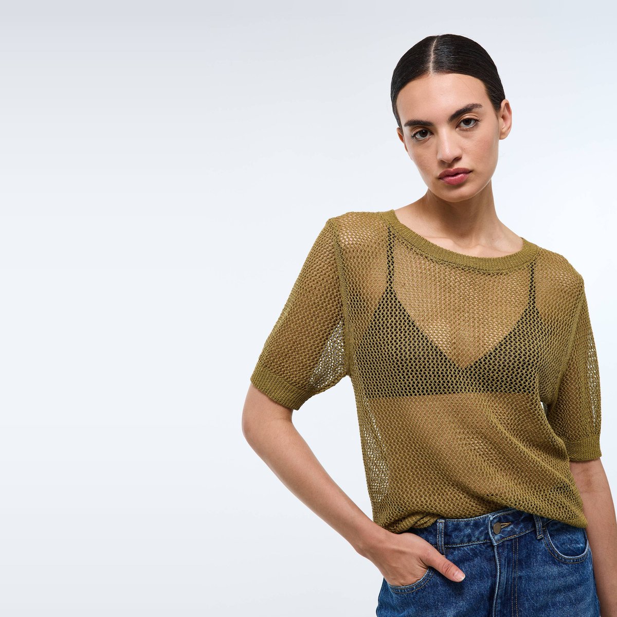 Pull manches courtes ajouré contenant du lin vieil or, MONOPRIX
