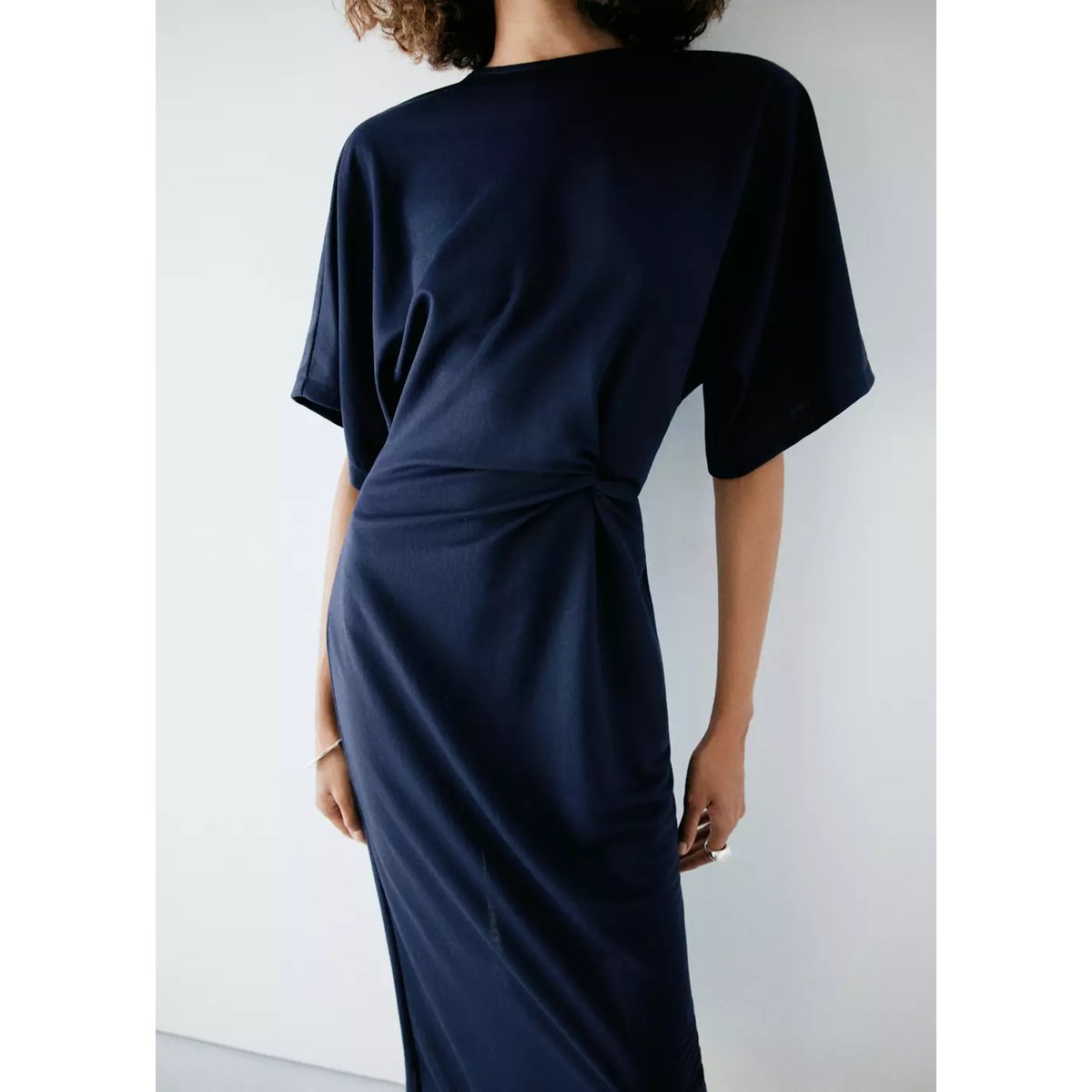 Robe en maille avec détail nœud bleu marine, MANGO