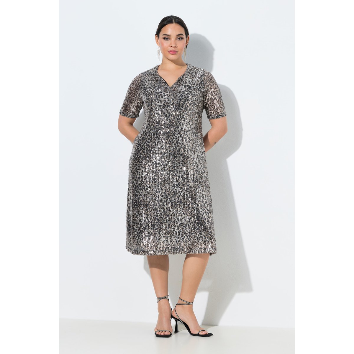 Robe à paillettes, motif léopard beige, ULLA POPKEN