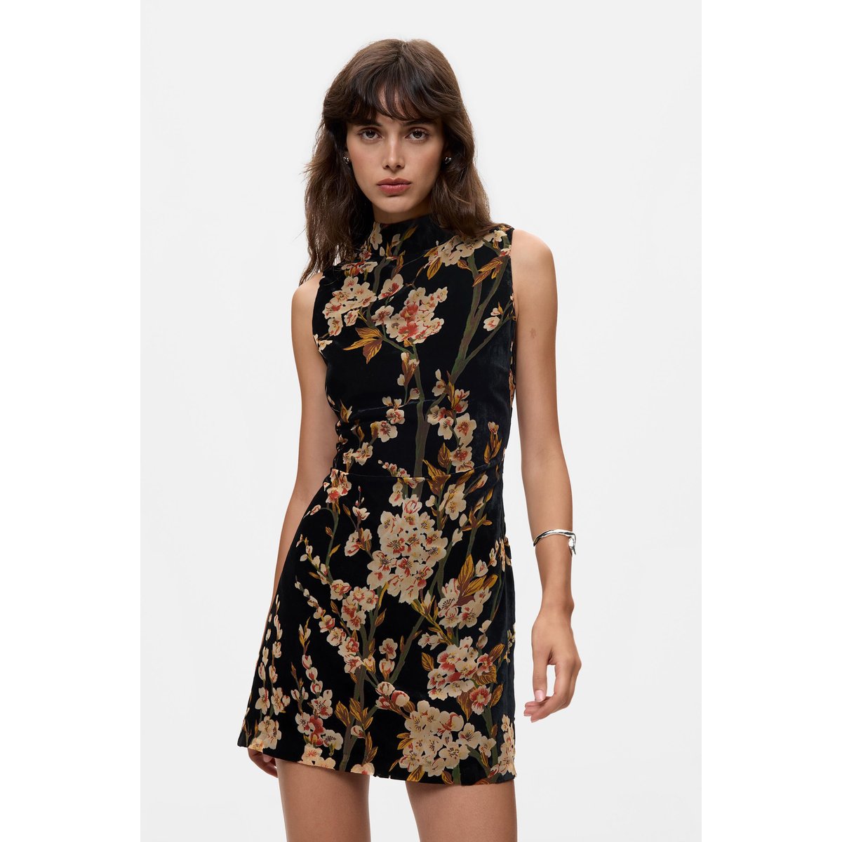 Robe en velours à fleurs noir, DESIGUAL