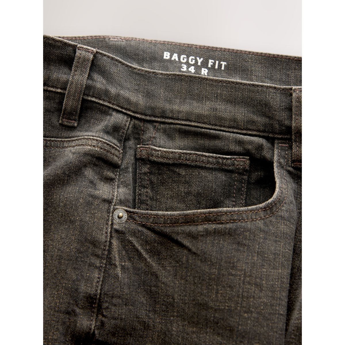 Jean stretch classique hachures brunes foncées, NEXT