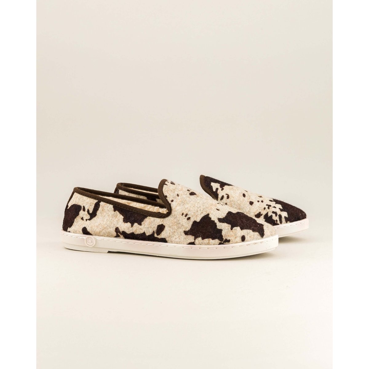 Chausson en polyester recyclé marron vache, ANGARDE