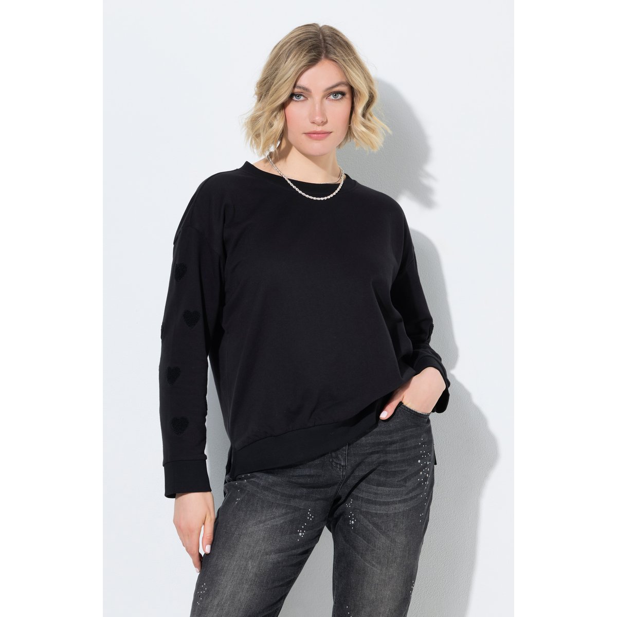 Sweat-shirt avec cœurs brodés noir, ULLA POPKEN