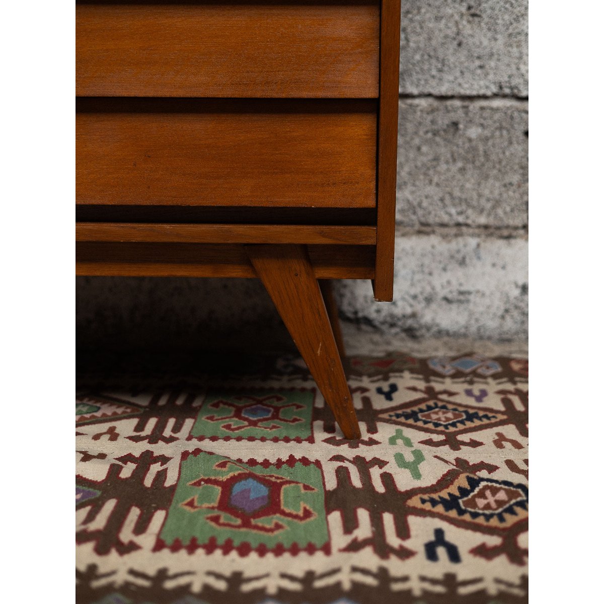 Commode en teck Olga N°688 - Bon état marron, DEBONGOUT