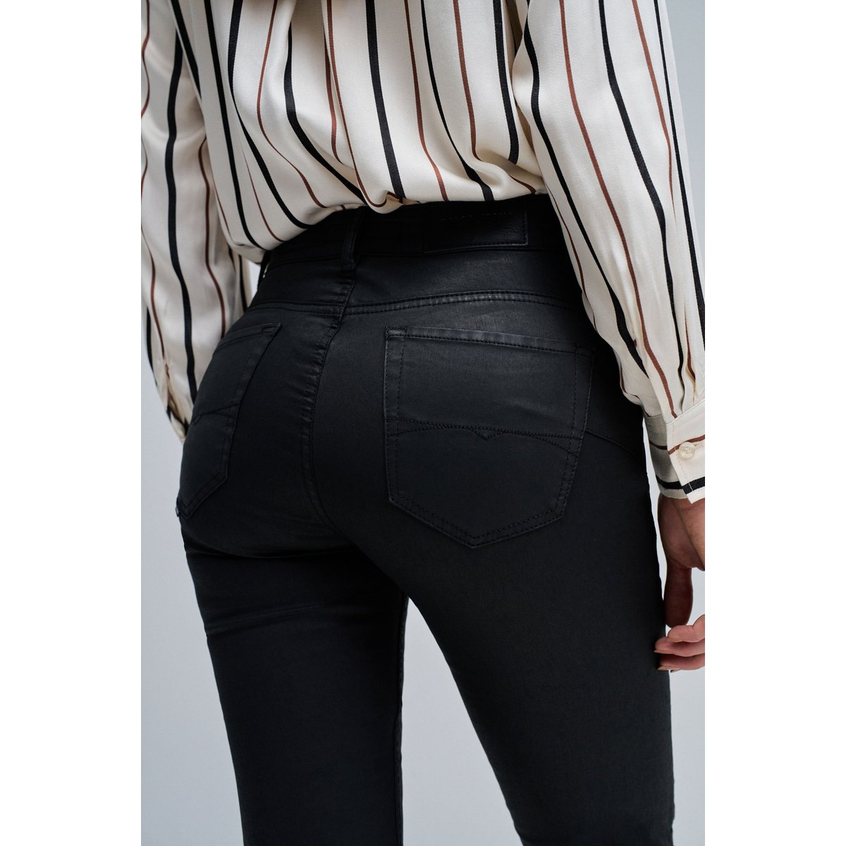 JEAN FAITH PUSH IN BOOTCUT EN COATING noir, SALSA JEANS