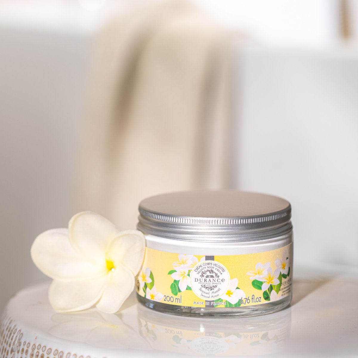 Crème corps veloutée SENSUEL MONOÏ couleur unique, DURANCE