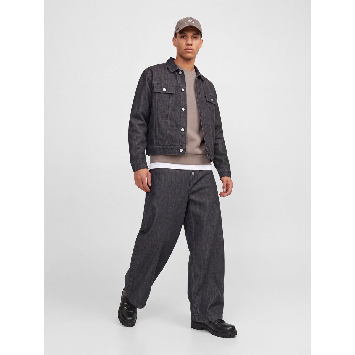 Jeans À Coupe Tonneau black denim 1, JACK & JONES