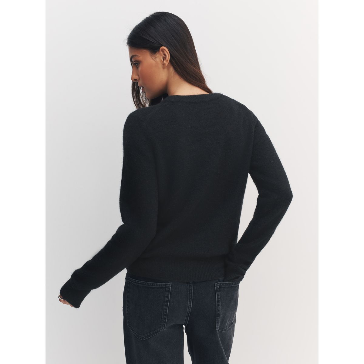 Pull ras du cou brodé en mélange de laine cassette de musique noire, NEXT