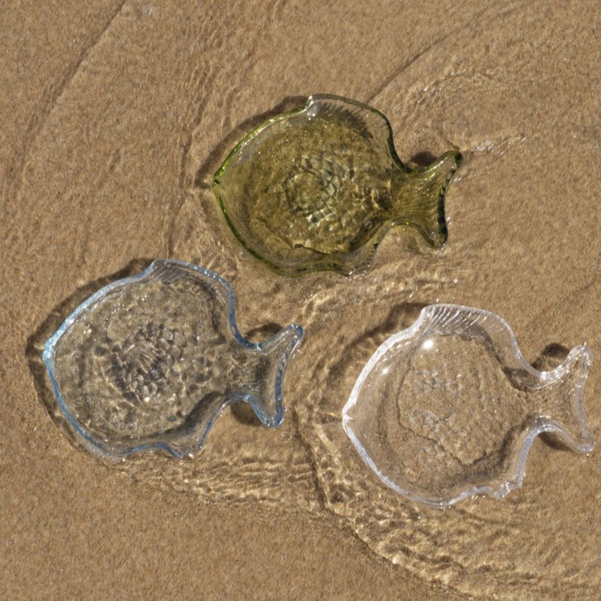 Petite assiette forme poisson verre vert, MADAM STOLTZ