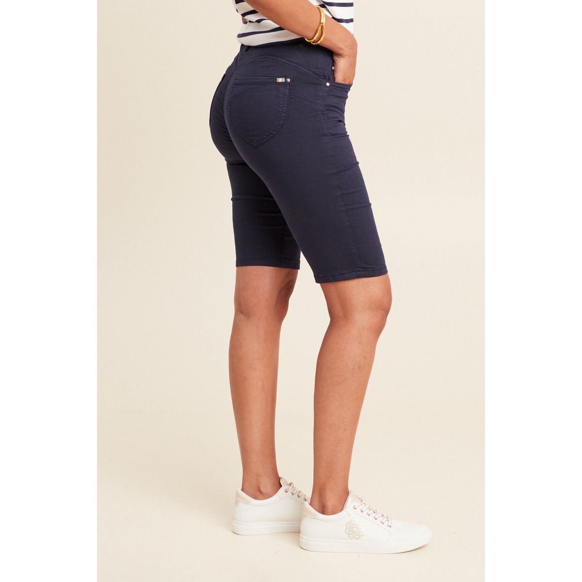 Bermuda droit bleu marine, BREAL