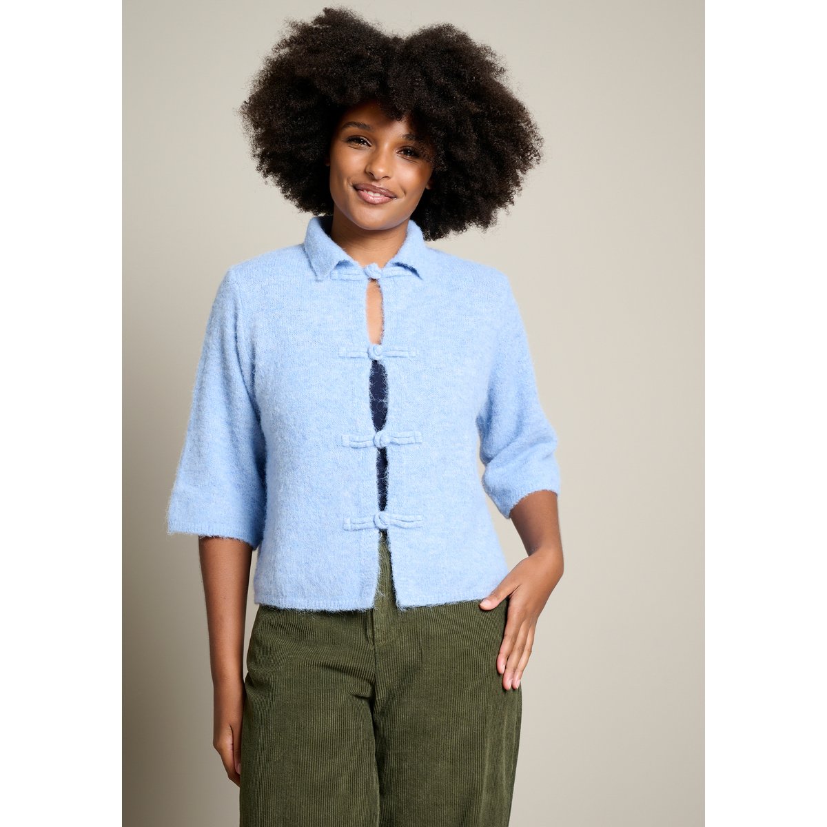 Cardigan à boutons noués bleu clair, LOLALIZA