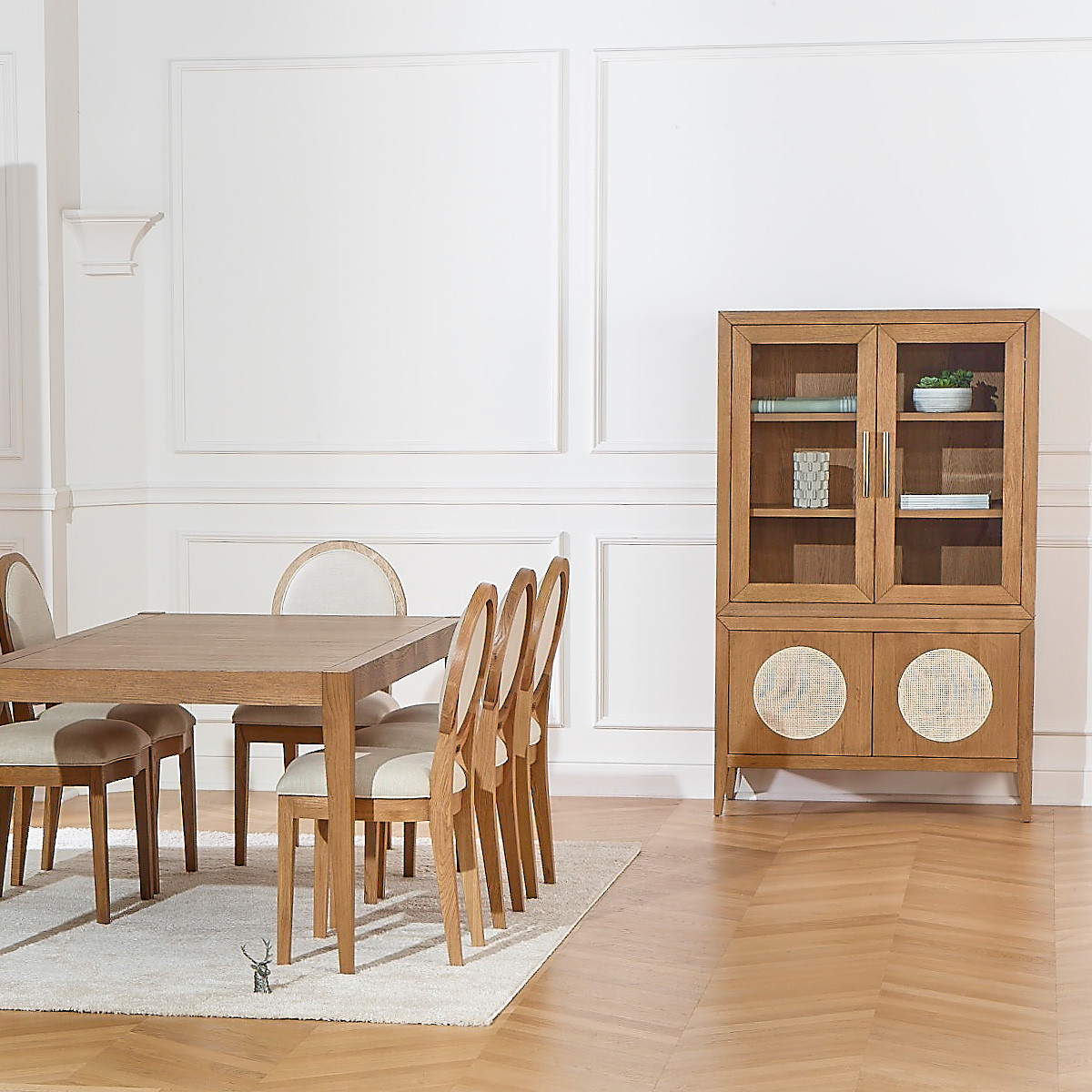 Vaisselier en chêne style contemporain, 4 portes, 3 étagères MONTANA marron, ROBIN DES BOIS