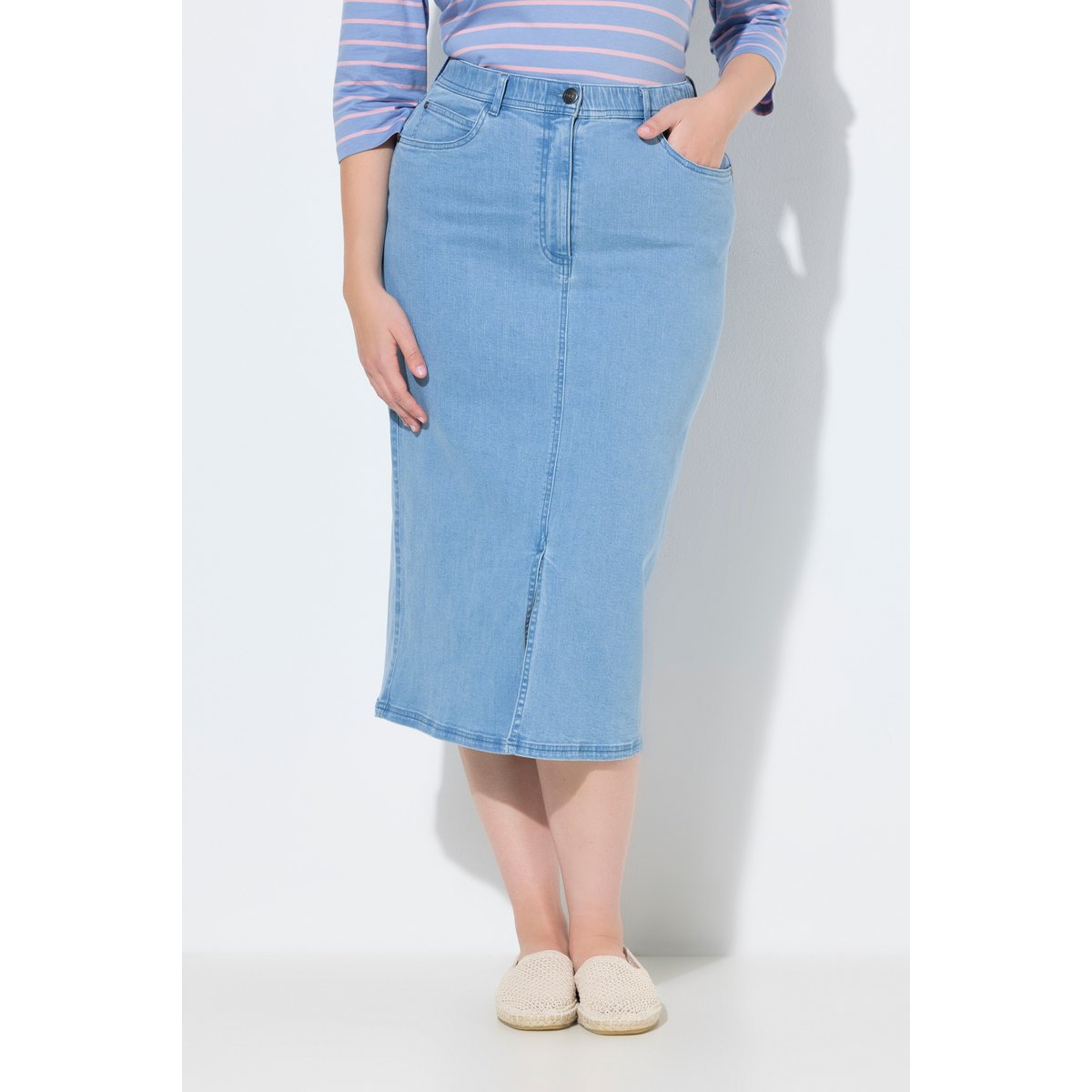 Jupe en jean de coton bio, fente d'aisance bleu jean, ULLA POPKEN