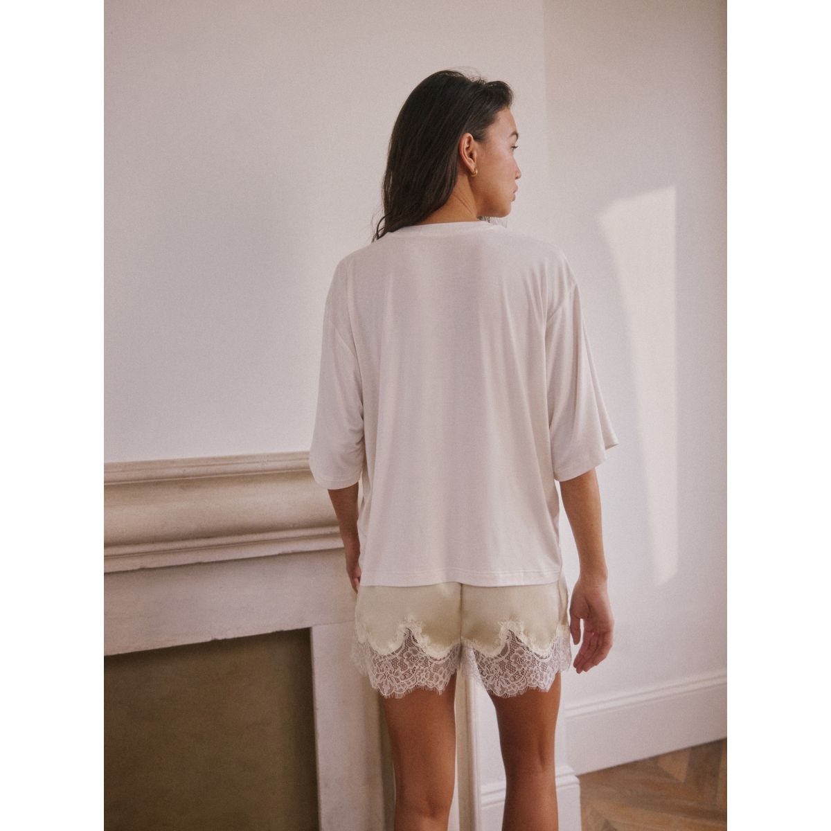 Ensemble pyjama short à détails dentelle crème/jaune, NEXT