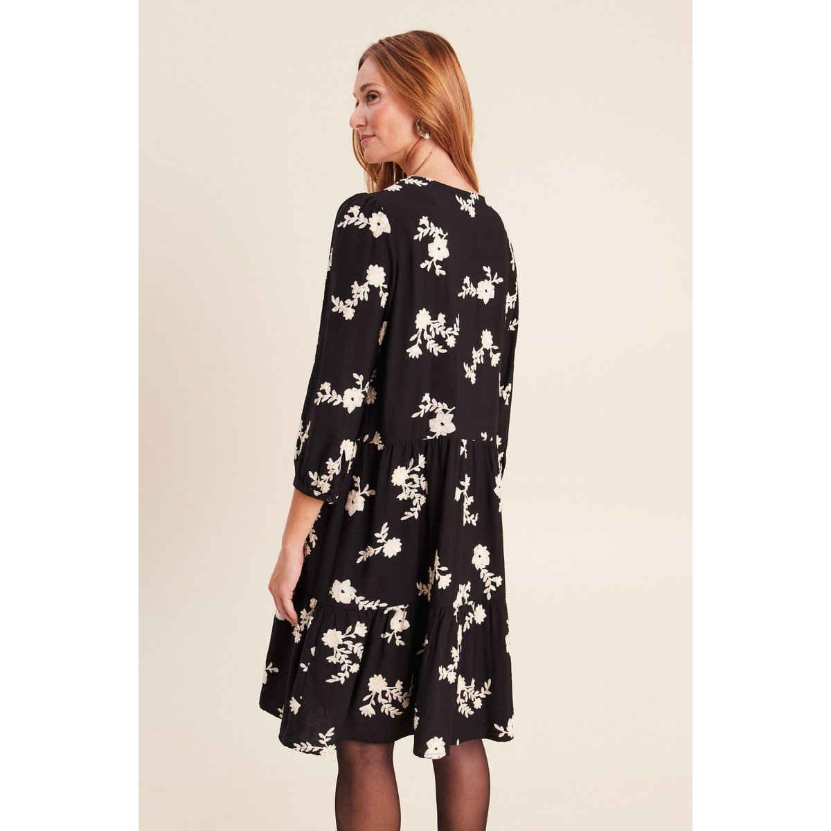 Robe courte évasée col v manches 3/4 noir, BREAL