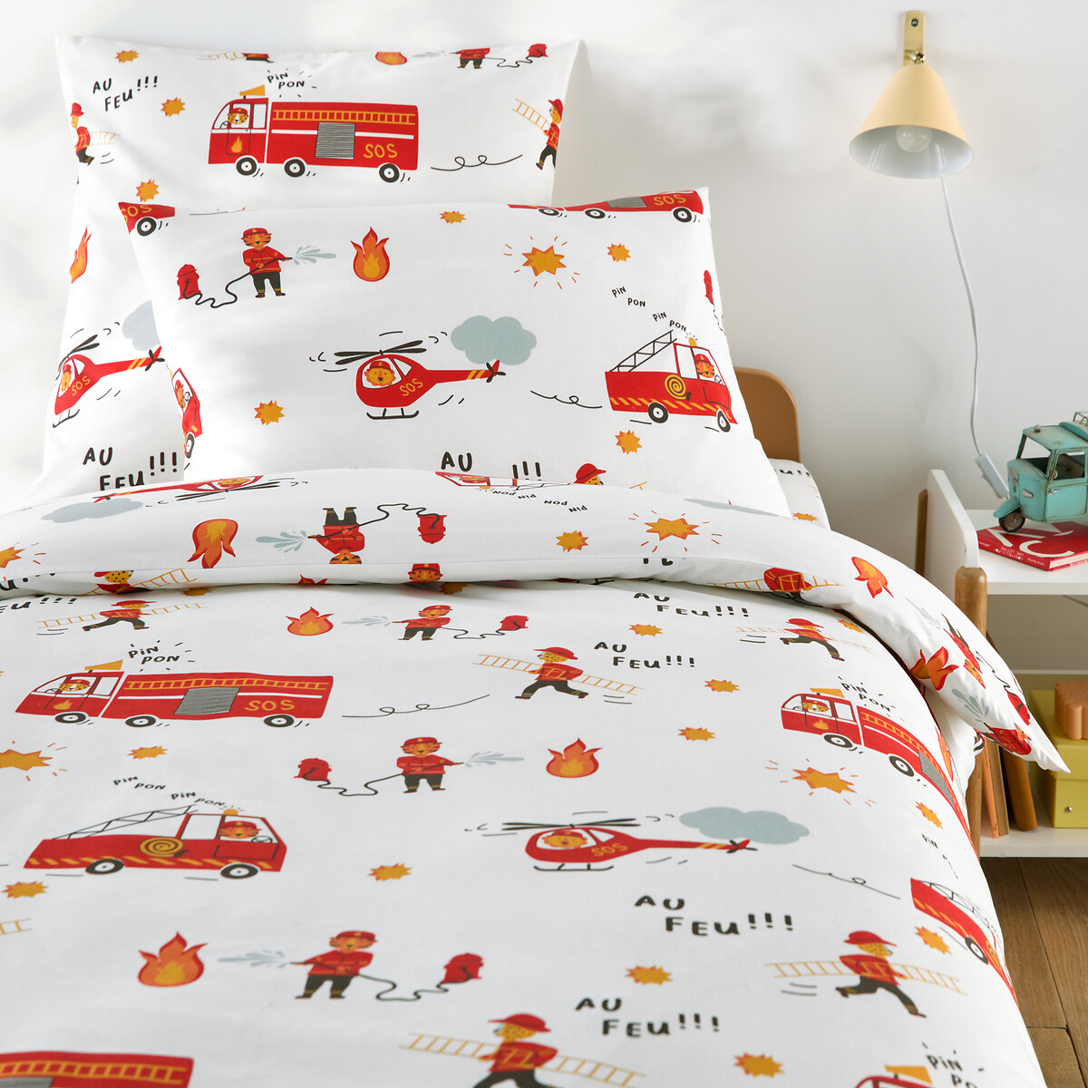 Pompier Bis Firefighter Print 30% Recycled Cotton Child's Duvet Cover white, SO'HOME