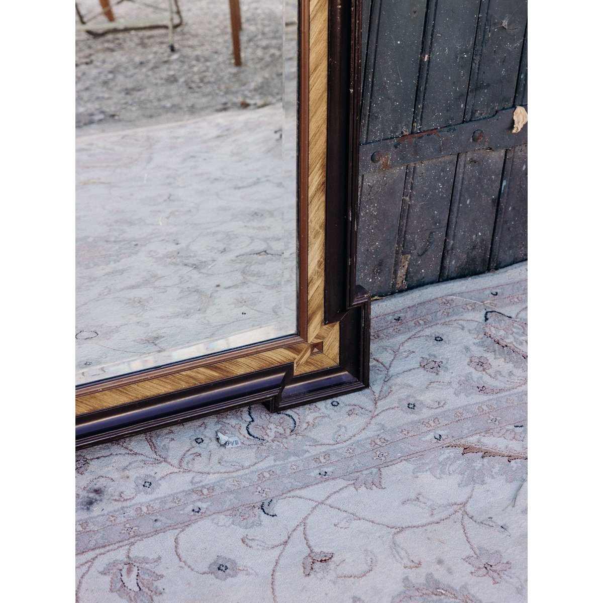Miroir au cadre en bois sculpté Igor N°1127 - Bon état bois clair, DEBONGOUT