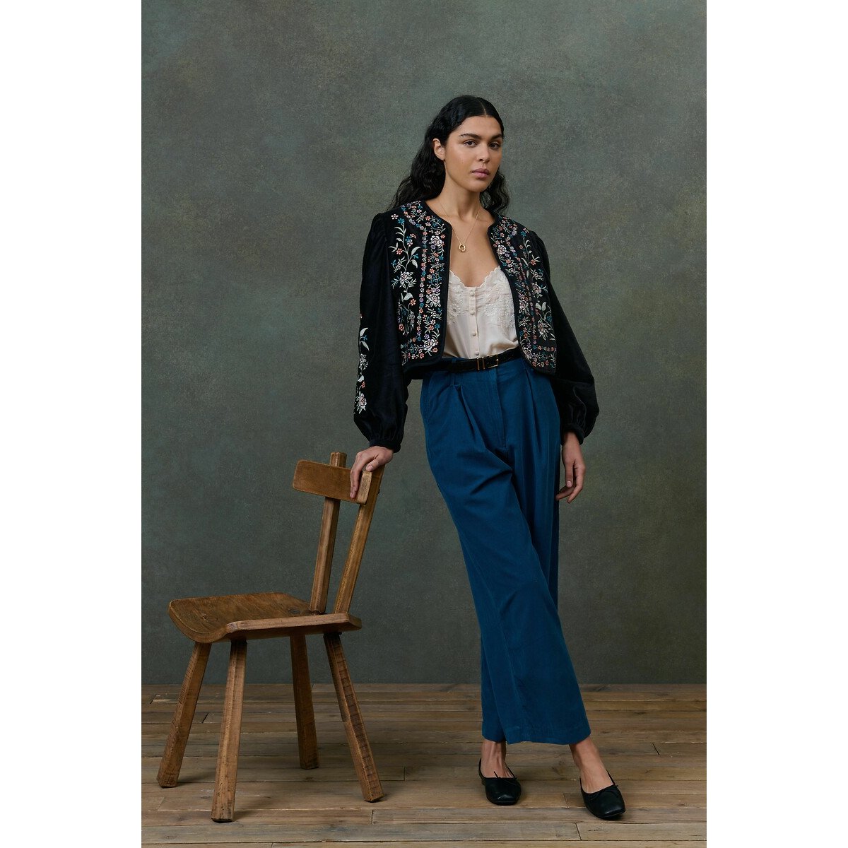 Duras Embroidered Velour Jacket 90006527, LOUISE MISHA