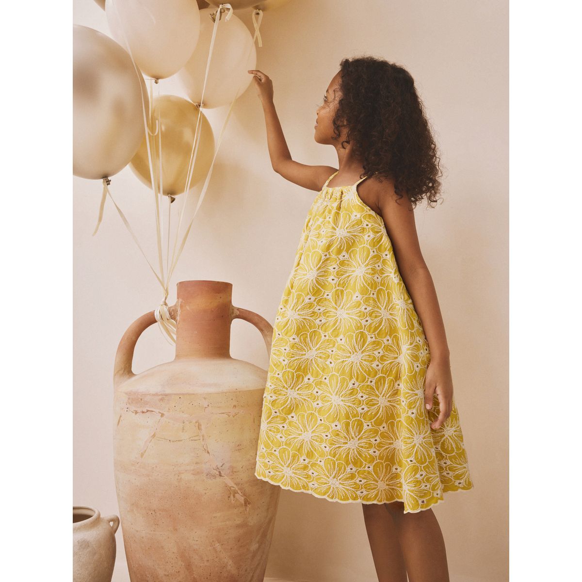 Robe d'été brodée à bretelles chartreuse, NEXT