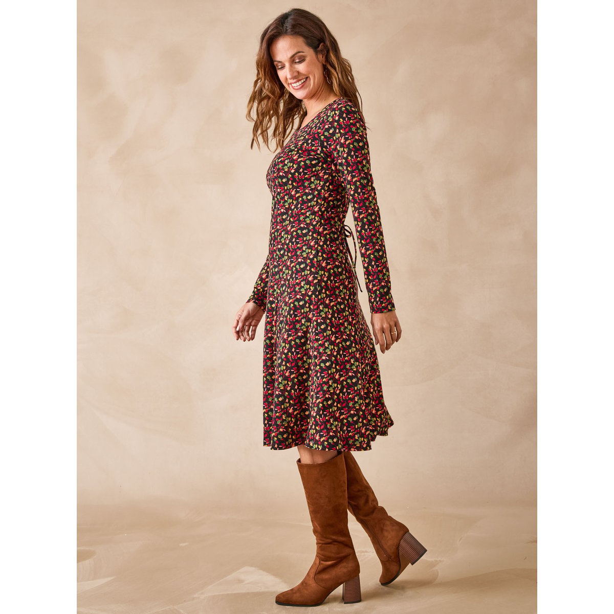 Robe fluide manches longues imprimé fond noir, DAXON