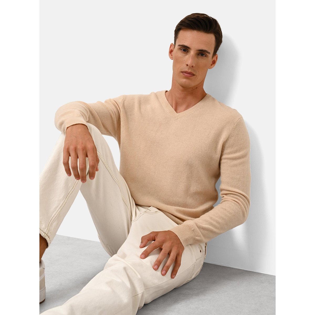 Pull Col V  Sable Walt beige, JUST CASHMERE