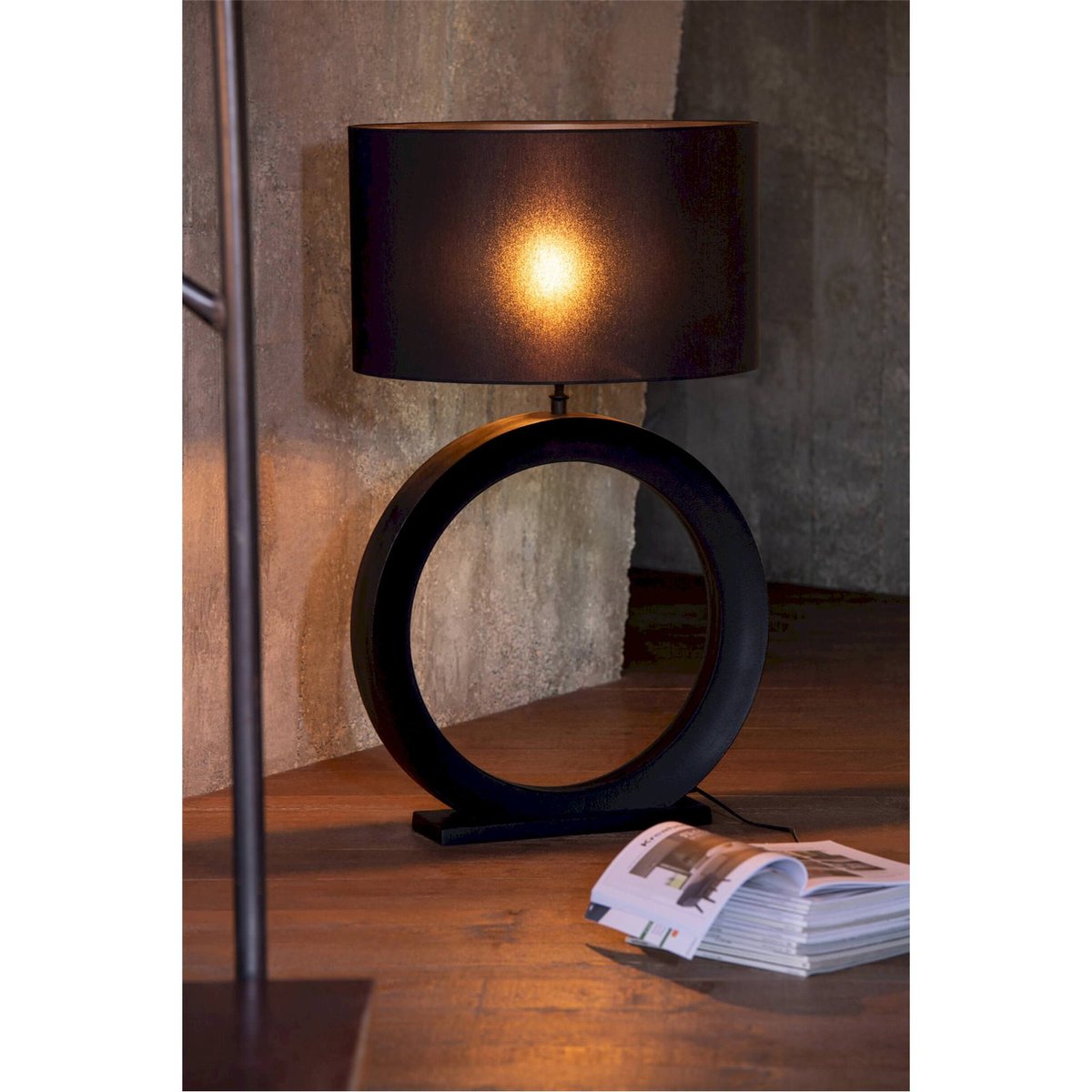 Lampe ronde en aluminium noir, RECOLLECTION