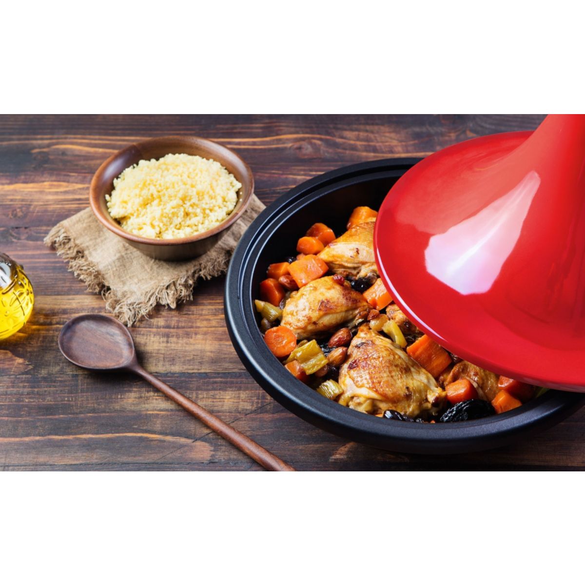 Tajine 32cm ceramique avec gants couleur unique, ESSENTIEL B