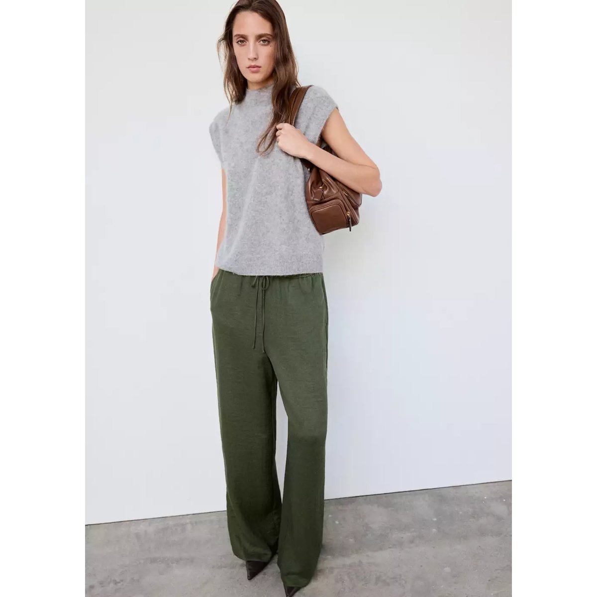 Pantalon fluide texturé vert, MANGO