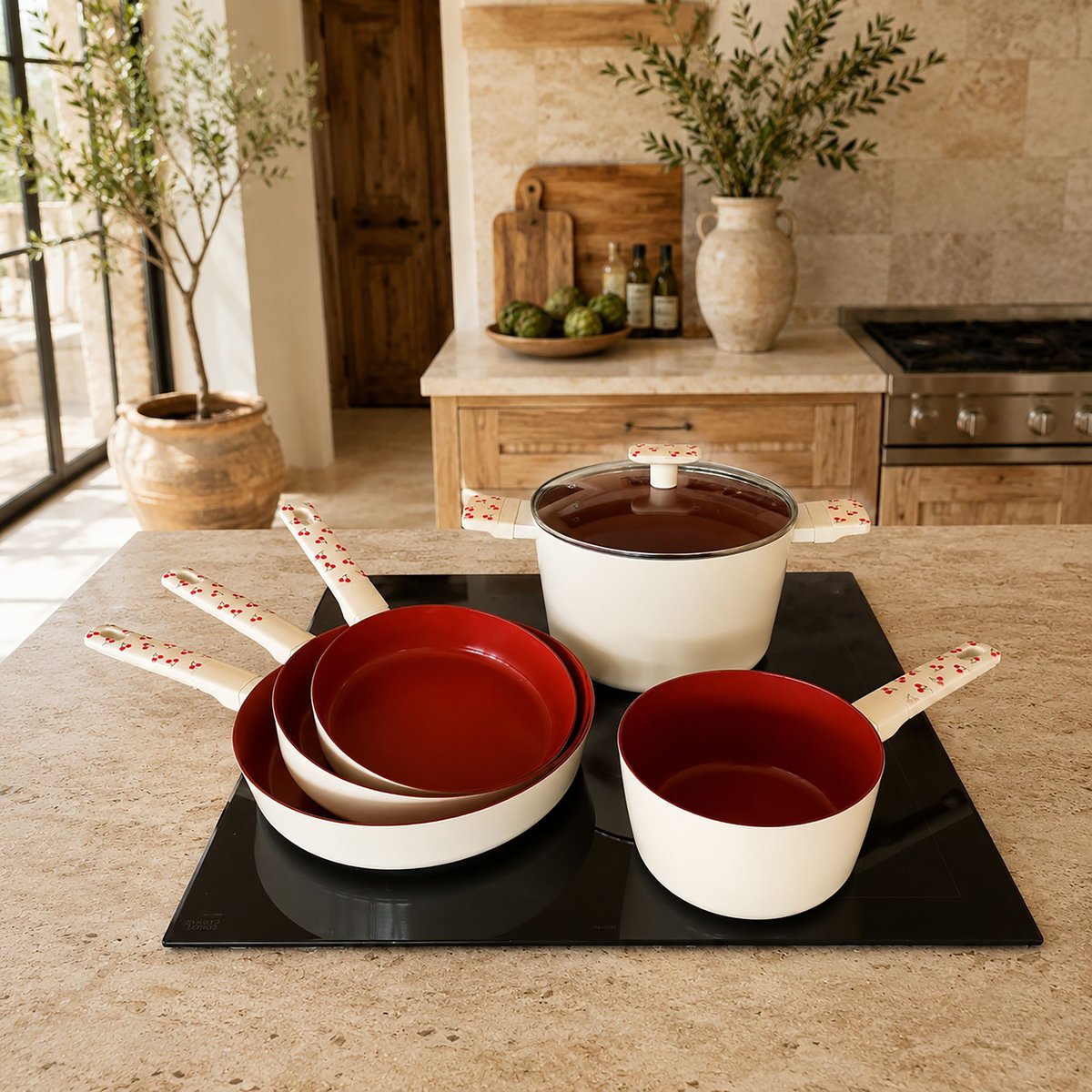 Batterie de cuisine 5 pièces en aluminium, CERISE beige-rouge, MENASTYL