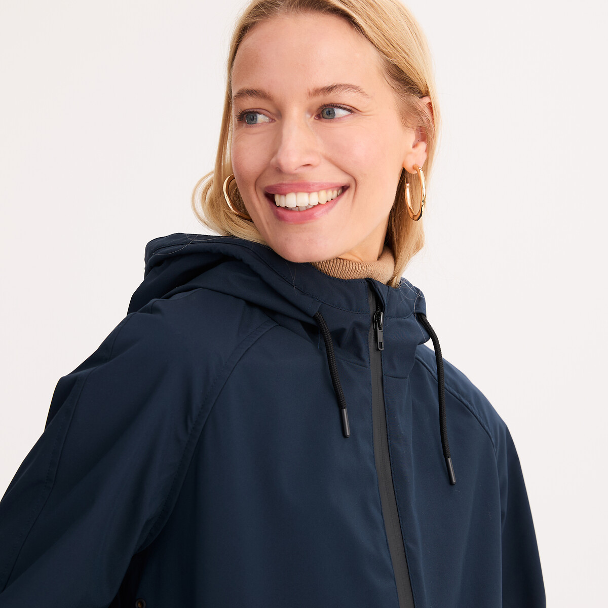 Coupe-vent à capuche marine, ANNE WEYBURN