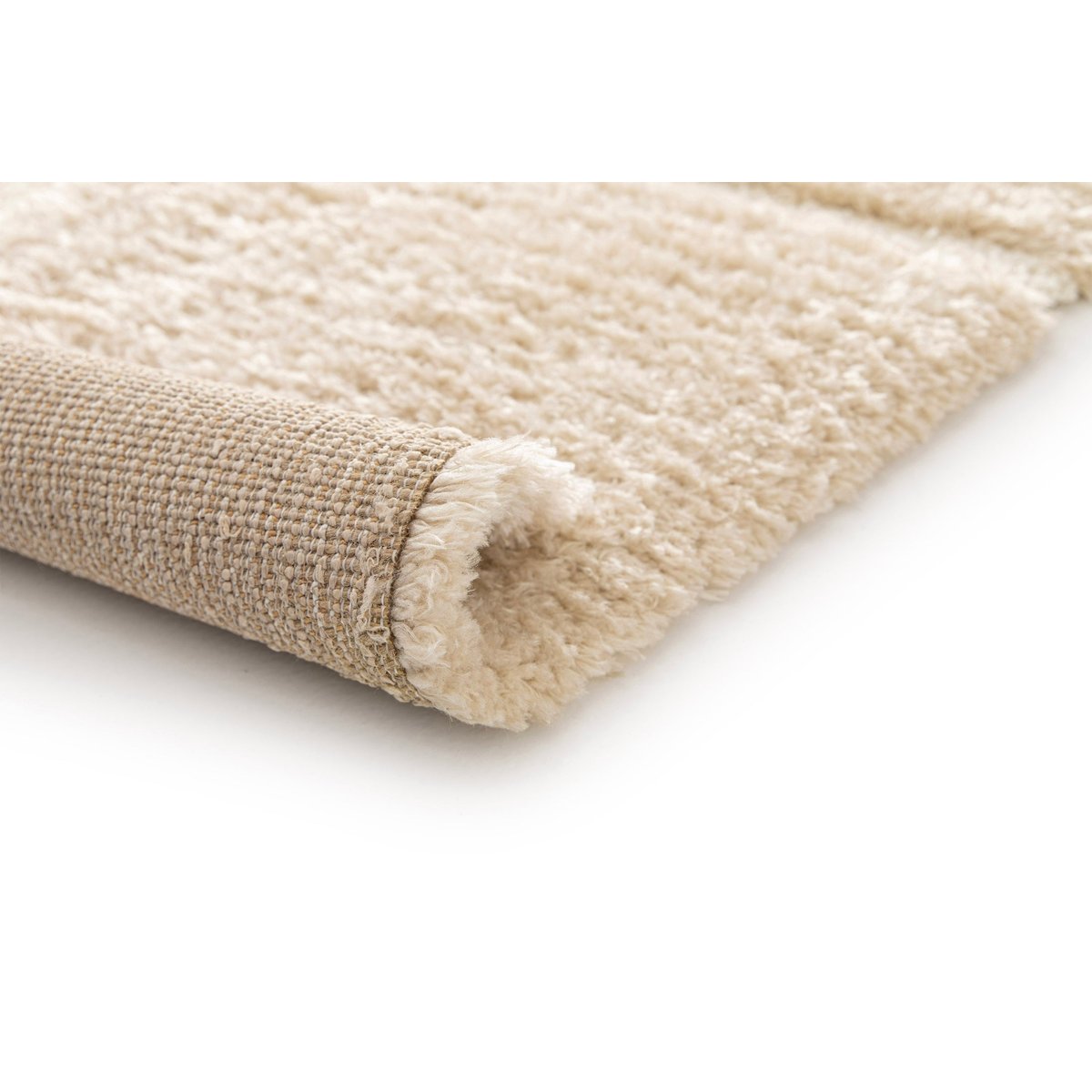 Tapis doux et épais en polyester recyclé effet relief CALLIGRAMME beige sable, AFK LIVING
