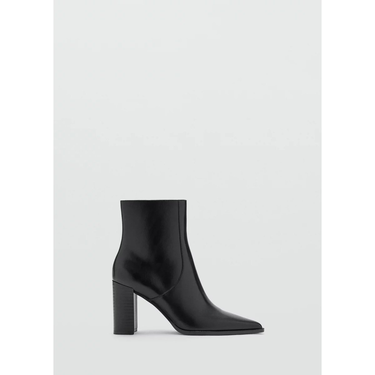 Bottines pointues à talon noir, MANGO