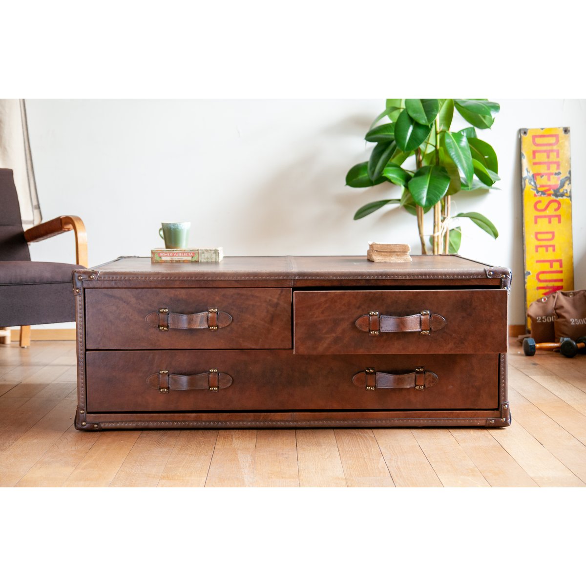Table basse en cuir GOLDFIELD marron, PRODUIT INTERIEUR BRUT