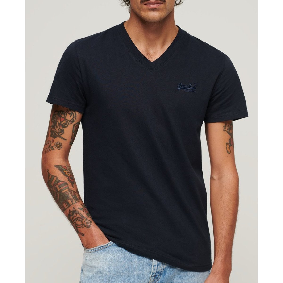T-shirt col V vintage logo bleu marine, SUPERDRY
