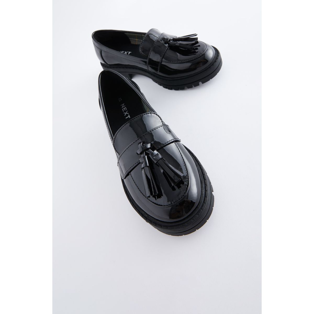 Mocassins à glands et semelle épaisse noir, NEXT
