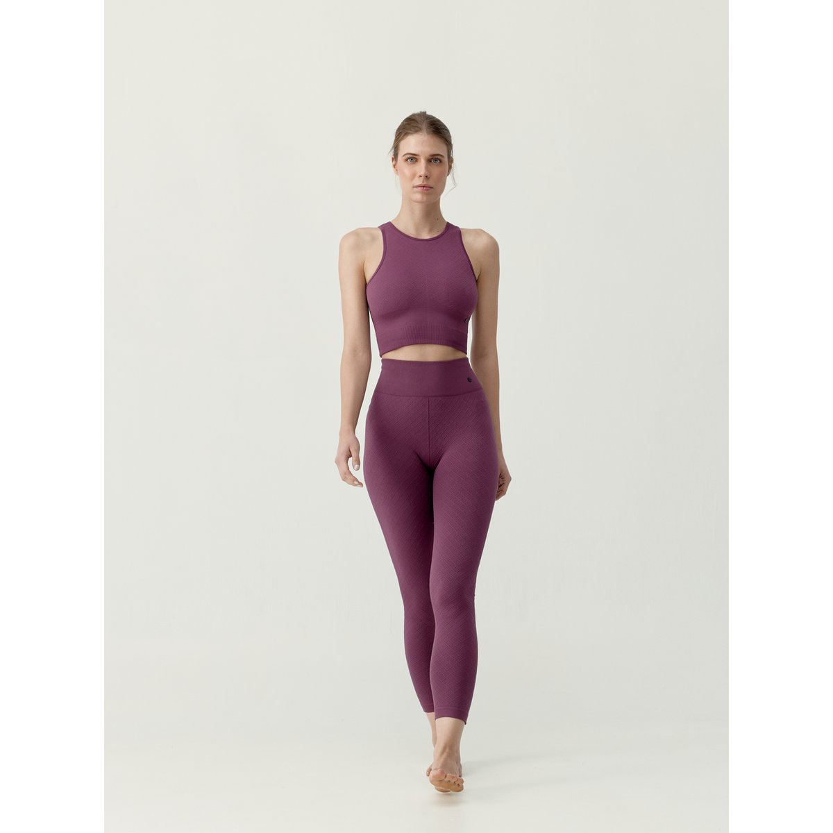 Brassière de sport femme Eira maintien moyen-élevé coussinets amovibles bordeaux intense, BORN