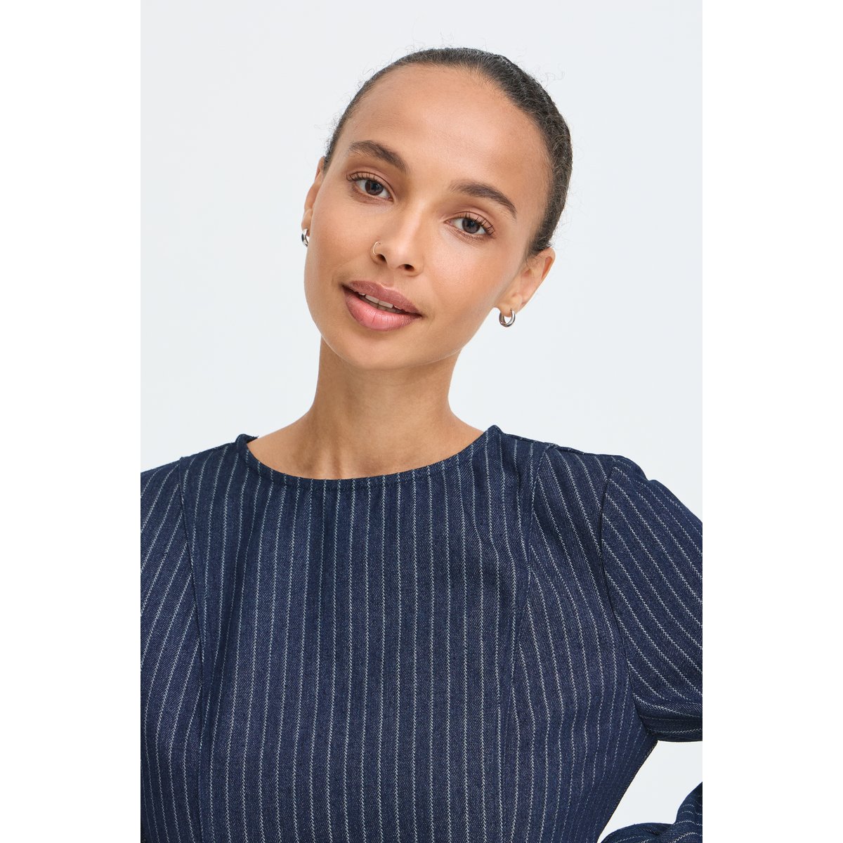 Robe en jean bleu denim stripe, B.YOUNG