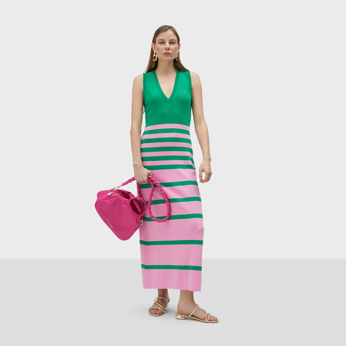 Robe longue sans manches en col V vert, LOLA CASADEMUNT