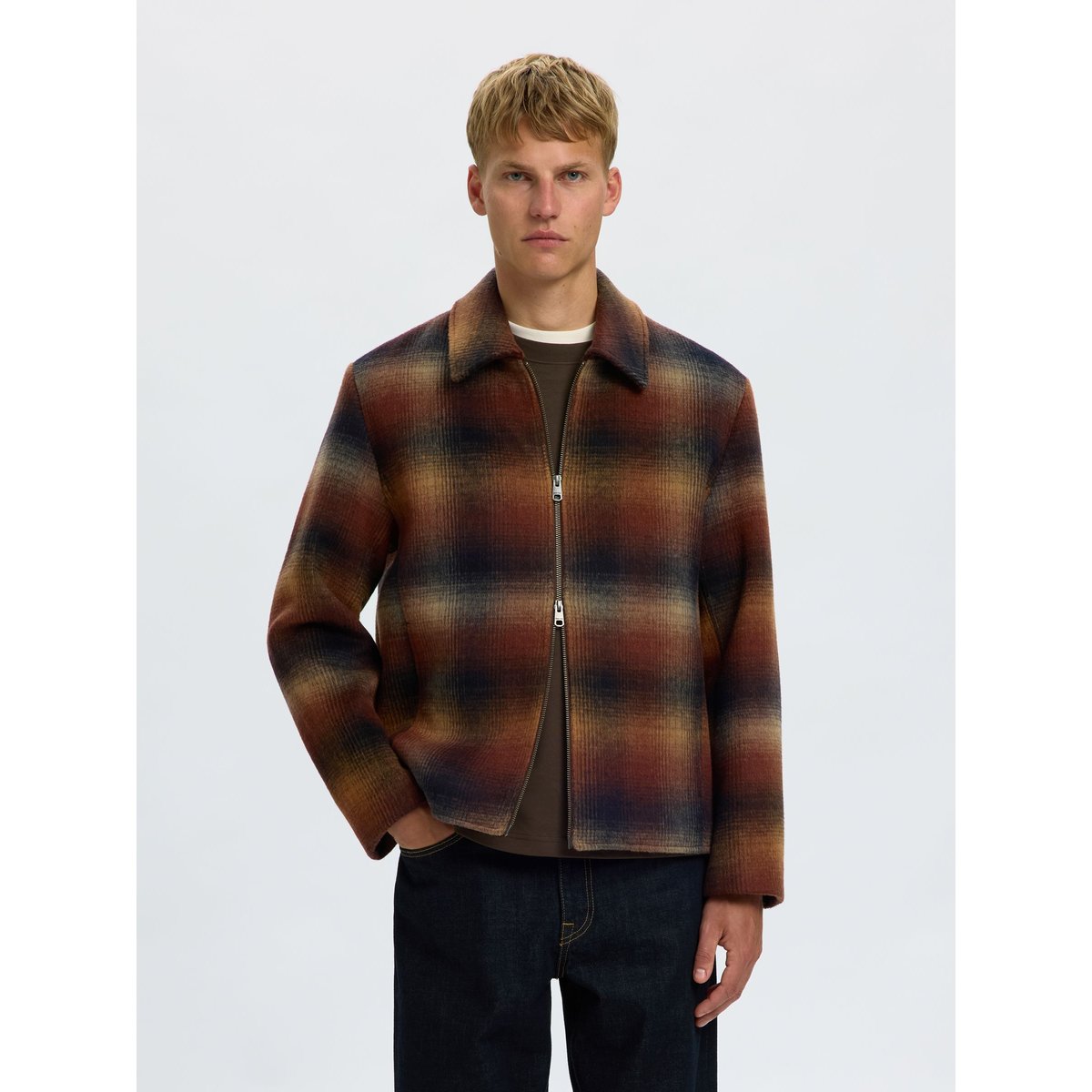 Veste monks robe, SELECTED
